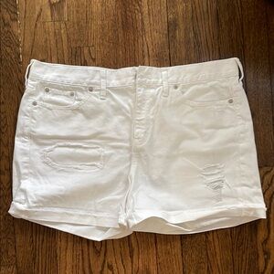 Madewell women’s white shorts